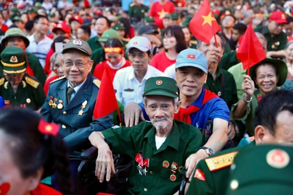 People with meritorious service to receive gifts on War Invalids and Martyrs' Day