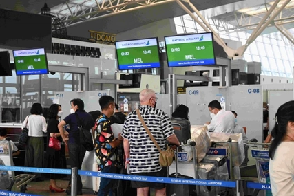Passengers to be compensated for flight delays from next month
