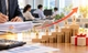 Cải cách tiền lương, thu nhập và tiền thưởng của cán bộ theo mức độ hoàn thành nhiệm vụ