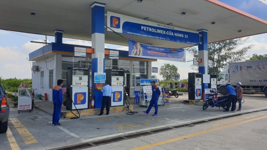 Lùi ngày điều chỉnh giá xăng dầu sang 05/5/2025 do trùng kỳ nghỉ lễ Lùi ngày điều chỉnh giá xăng dầu sang 05/5/2025 do trùng kỳ nghỉ lễ
