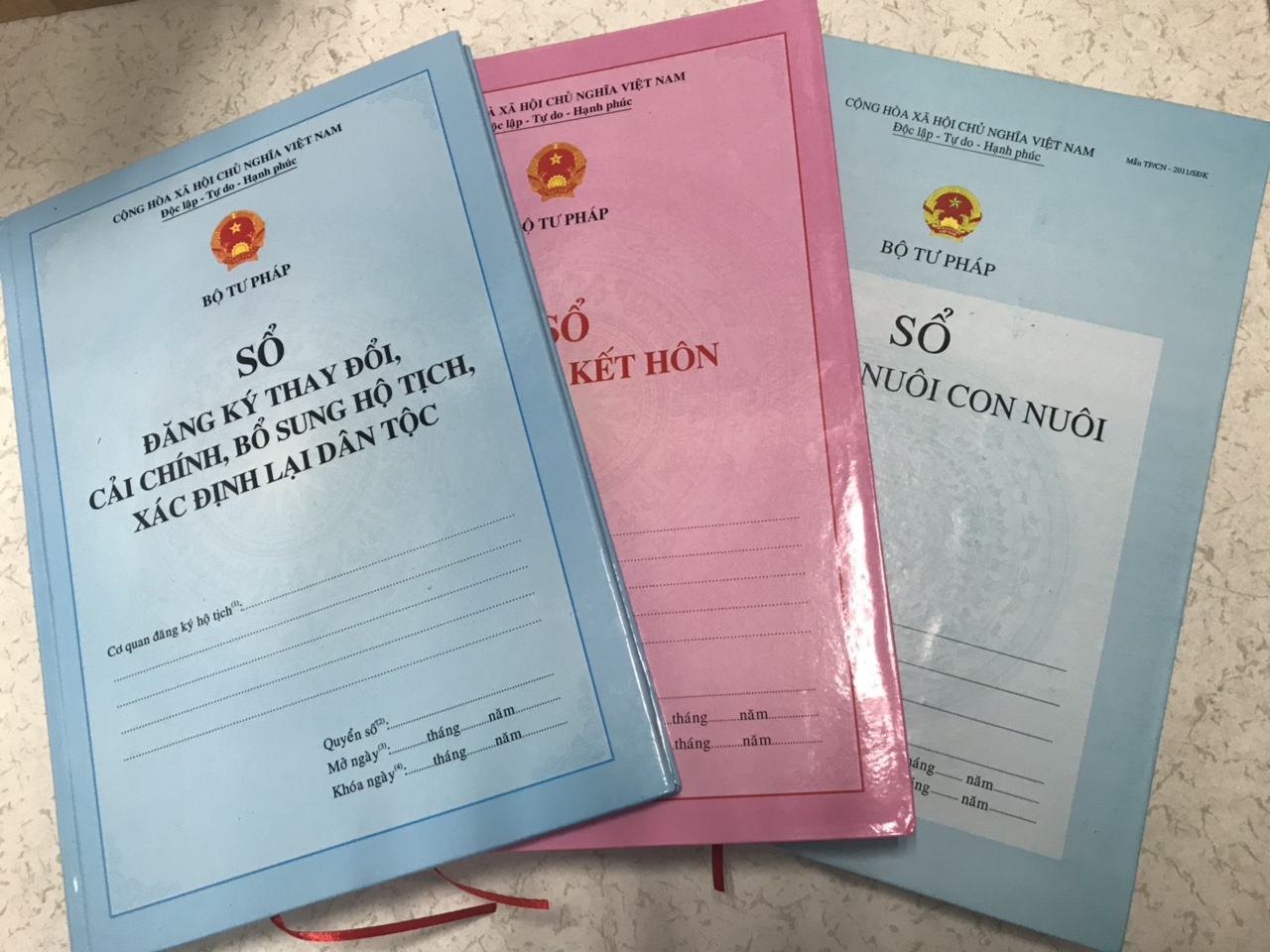 Cá nhân được nộp hồ sơ đăng ký hộ tịch tại bất kỳ UBND cấp xã nơi cư trú Cá nhân được nộp hồ sơ đăng ký hộ tịch tại bất kỳ UBND cấp xã nơi cư trú