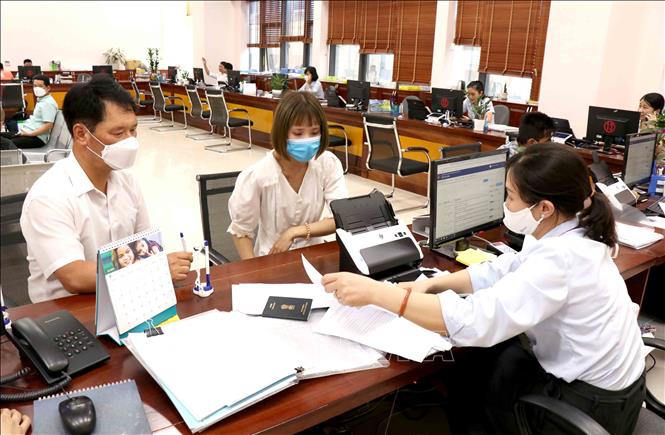 100% TTHC không còn phụ thuộc vào địa giới hành chính cấp tỉnh Trong tháng 12/2025, 100% TTHC không còn phụ thuộc vào địa giới hành chính cấp tỉnh