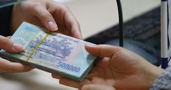 Nâng phụ cấp ưu đãi nghề cho giáo viên mầm non, phổ thông lên tối thiểu 70% Nâng phụ cấp ưu đãi nghề cho giáo viên mầm non, phổ thông lên tối thiểu 70%