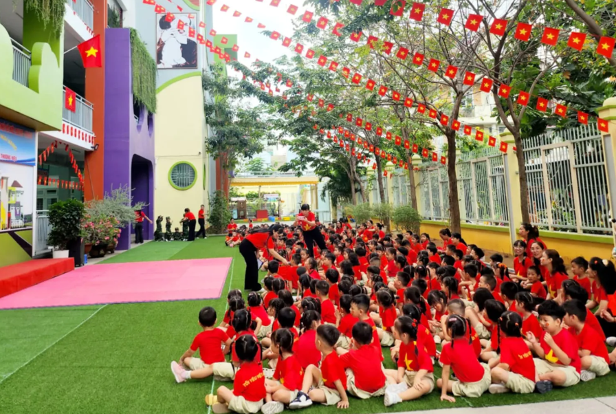 Trẻ em có được nhận 100.000 đồng quà tặng dịp 02/9 Trẻ em có được nhận 100.000 đồng quà tặng dịp 02/9?