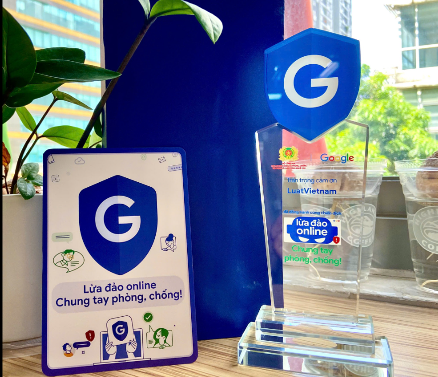 LuatVietnam đồng hành cùng Bộ Công an, Google, TikTok trong chiến dịch chống lừa đảo trực tuyến 2025 LuatVietnam đồng hành cùng Bộ Công an, Google, TikTok trong chiến dịch chống lừa đảo trực tuyến 2025