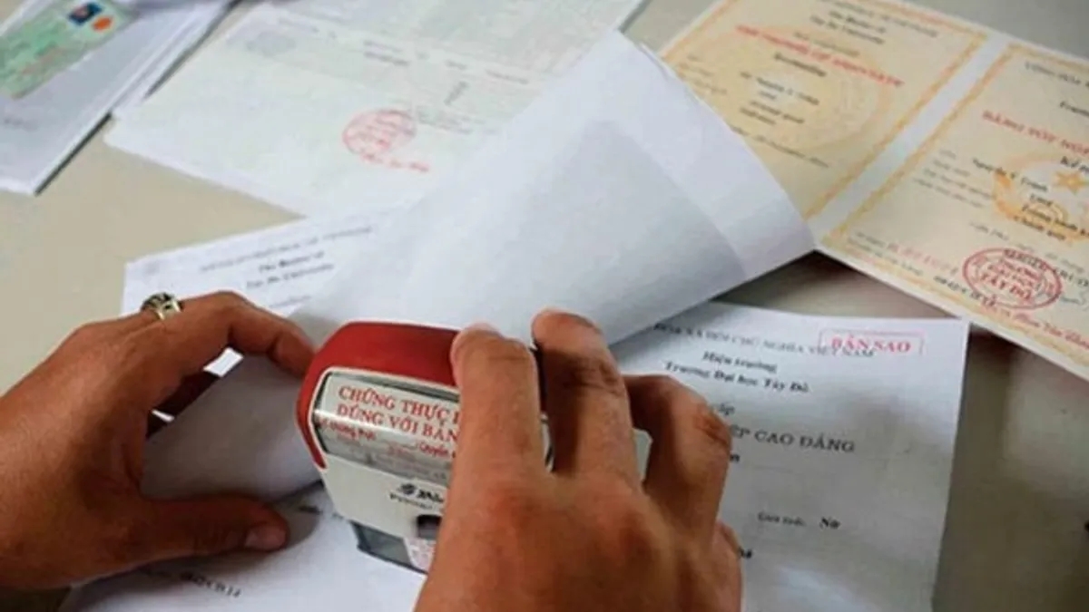 Thẩm quyền chứng thực của Chủ tịch UBND xã từ 01/11/2025