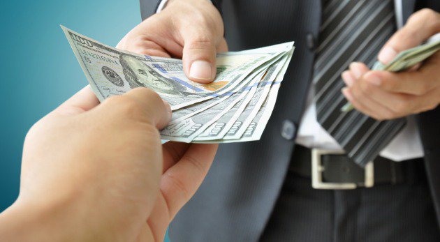 Hướng dẫn 2 trường hợp thanh toán lương cho lao động nước ngoài di chuyển nội bộ doanh nghiệp