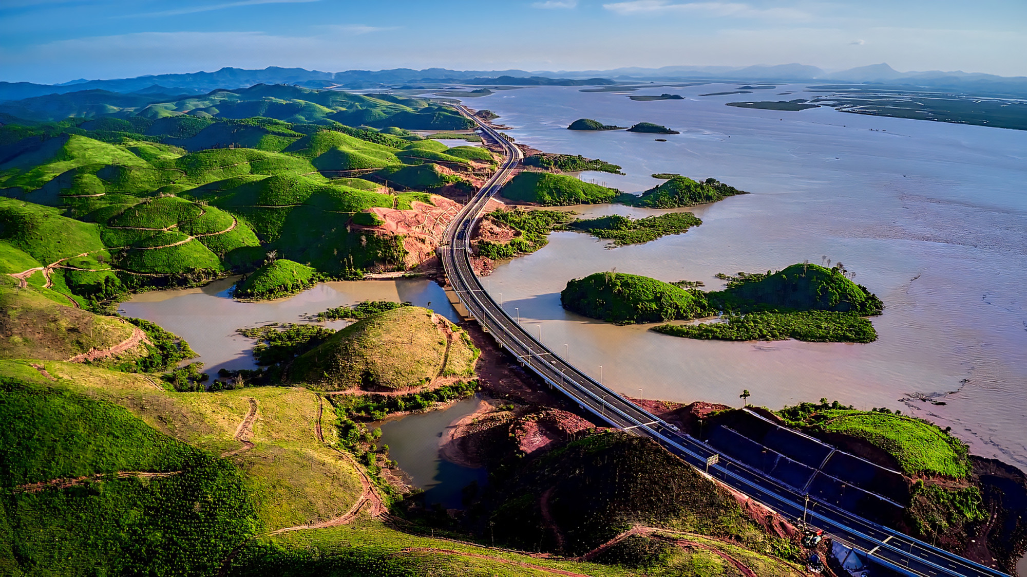 Cơ cấu tổ chức của Ủy ban nhân dân đặc khu Cơ cấu tổ chức của Ủy ban nhân dân đặc khu