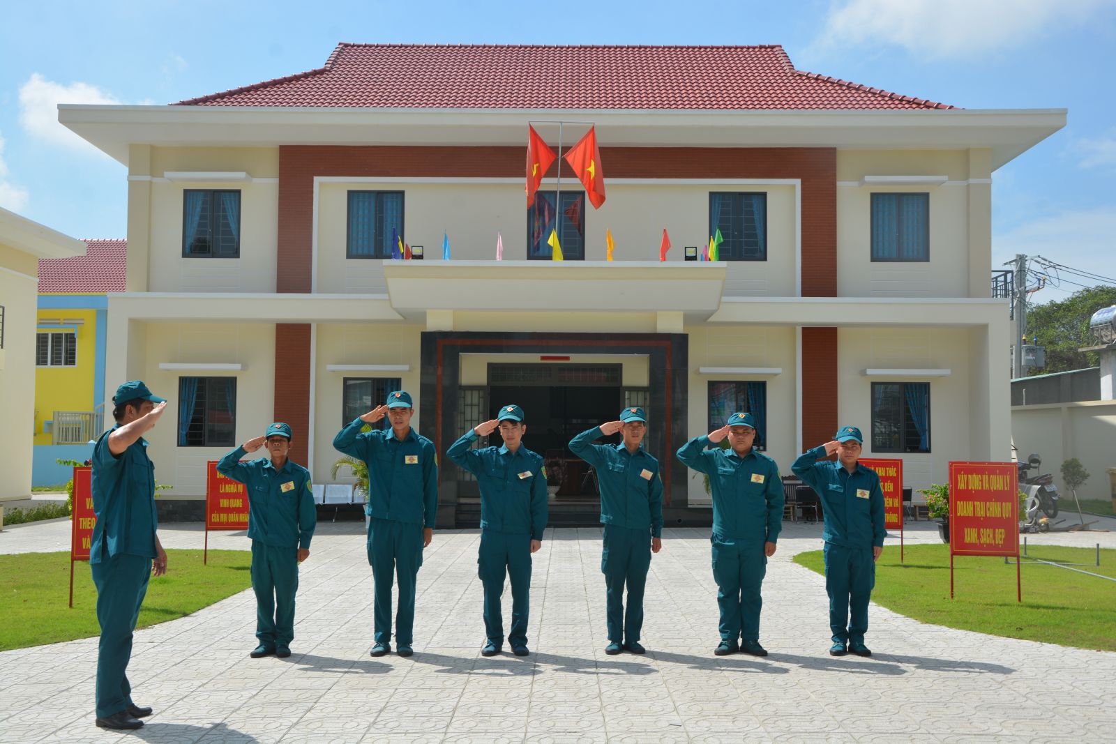 Cho phép bổ nhiệm Phó Chỉ huy trưởng, Trợ lý Ban Chỉ huy quân sự cấp xã chưa đủ chuẩn đào tạo Cho phép bổ nhiệm Phó Chỉ huy trưởng, Trợ lý Ban Chỉ huy quân sự cấp xã chưa đủ chuẩn đào tạo