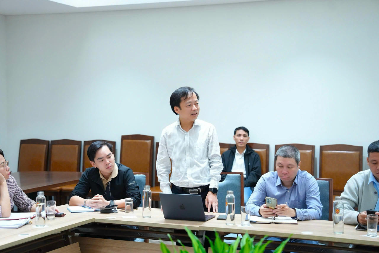 gan-230-nghin-cau-hoi-duoc-gui-den-ai-phap-luat-tren-cong-phap-luat-quoc-gia-1