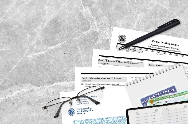 Mẫu đơn I-130A là gì? Hướng dẫn chi tiết cho hồ sơ bảo lãnh vợ chồng Mỹ
