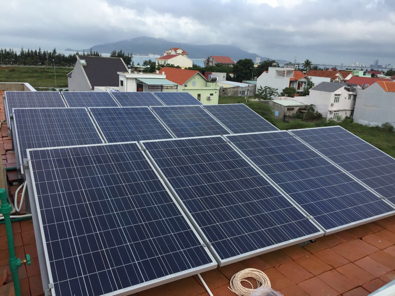  allow rooftop solar to sell up to 50 percent of surplus power