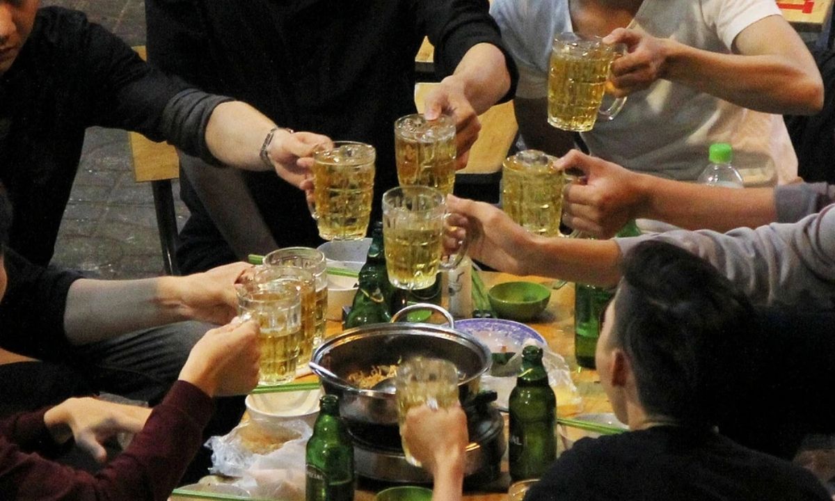 Vi phạm kinh doanh rượu, bia: Mức phạt mới nhất như thế nào? Vi phạm kinh doanh rượu, bia: Mức phạt mới nhất như thế nào?