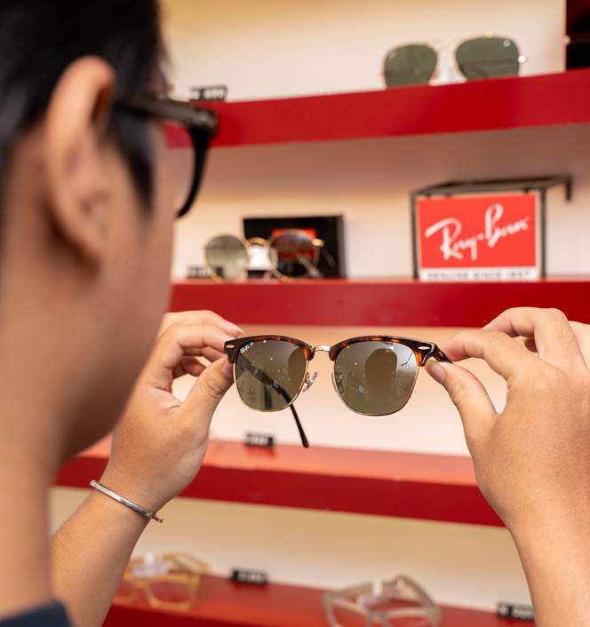 Đại lý chính hãng RayBan Kính Hải Triều