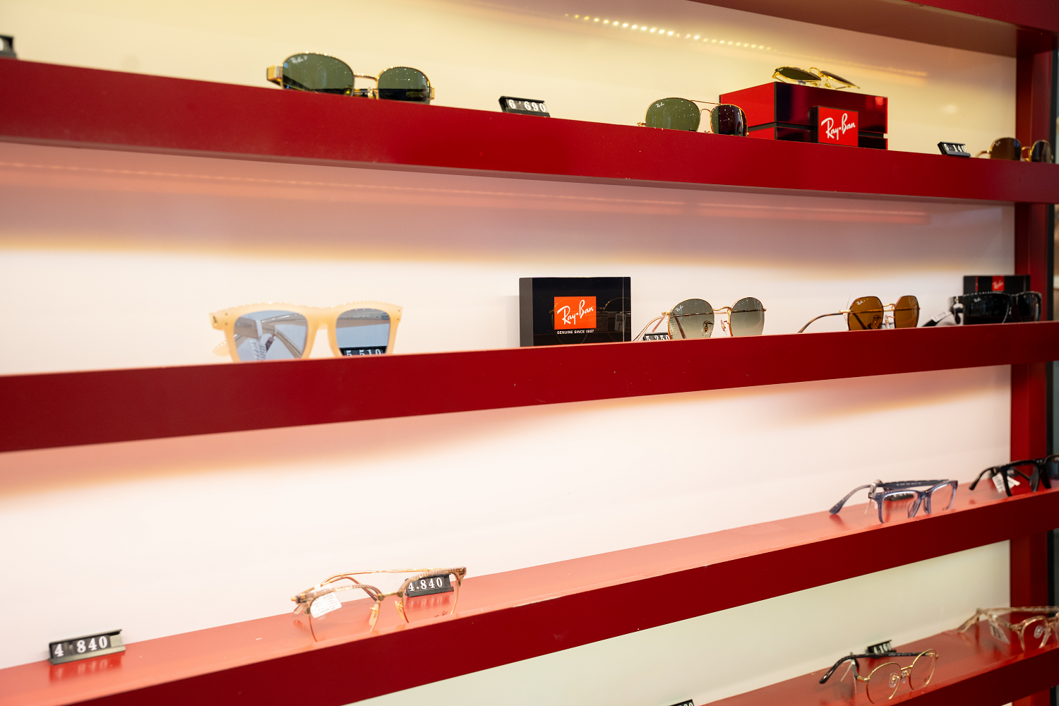 Đại lý chính hãng RayBan Kính Hải Triều