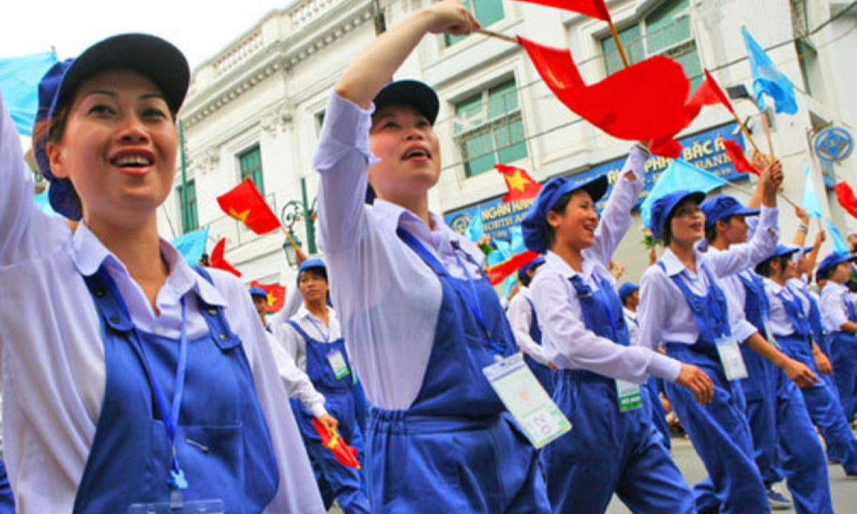 muc-dong-kinh-phi-cong-doan-cua-doanh-nghiep-2026