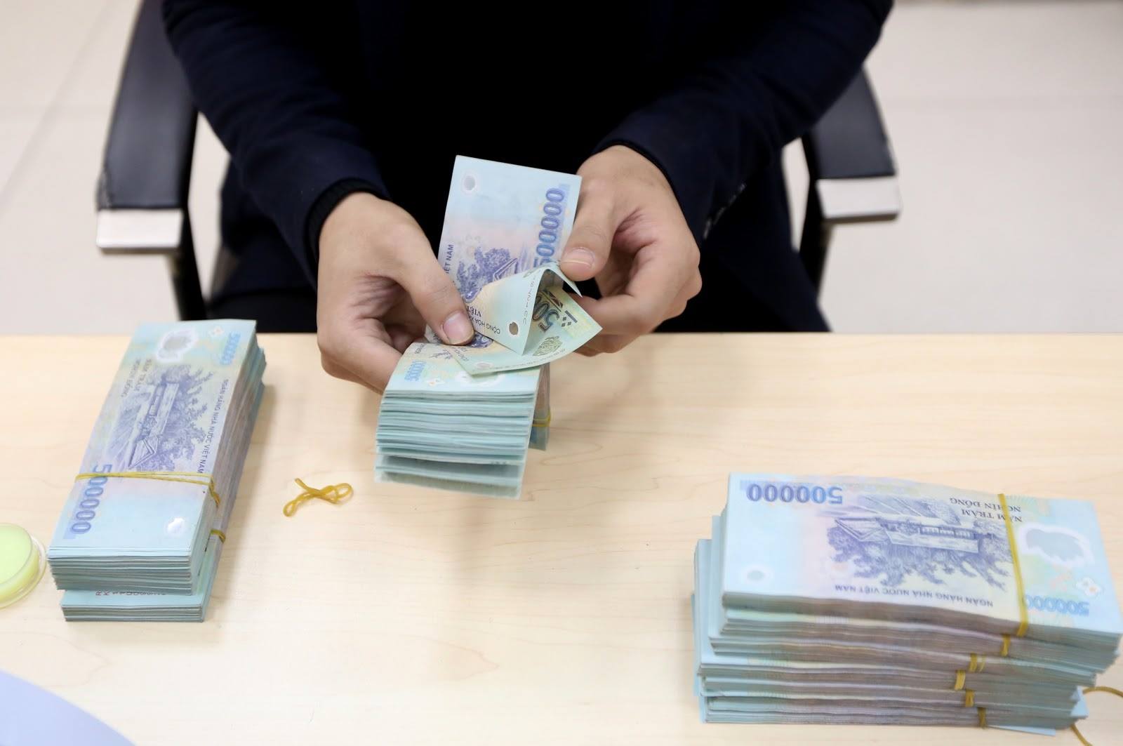 Hướng dẫn bố trí kinh phí thực hiện lương cơ sở 2,53 triệu đồng/tháng và tiền thưởng từ 01/7/2026 Hướng dẫn bố trí kinh phí thực hiện lương cơ sở 2,53 triệu đồng/tháng và tiền thưởng từ 01/7/2026