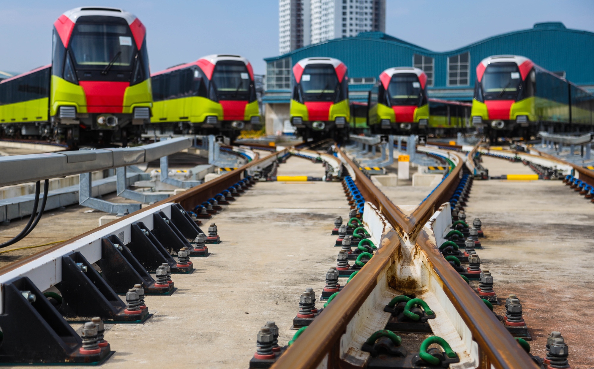 boost local content in railway projects