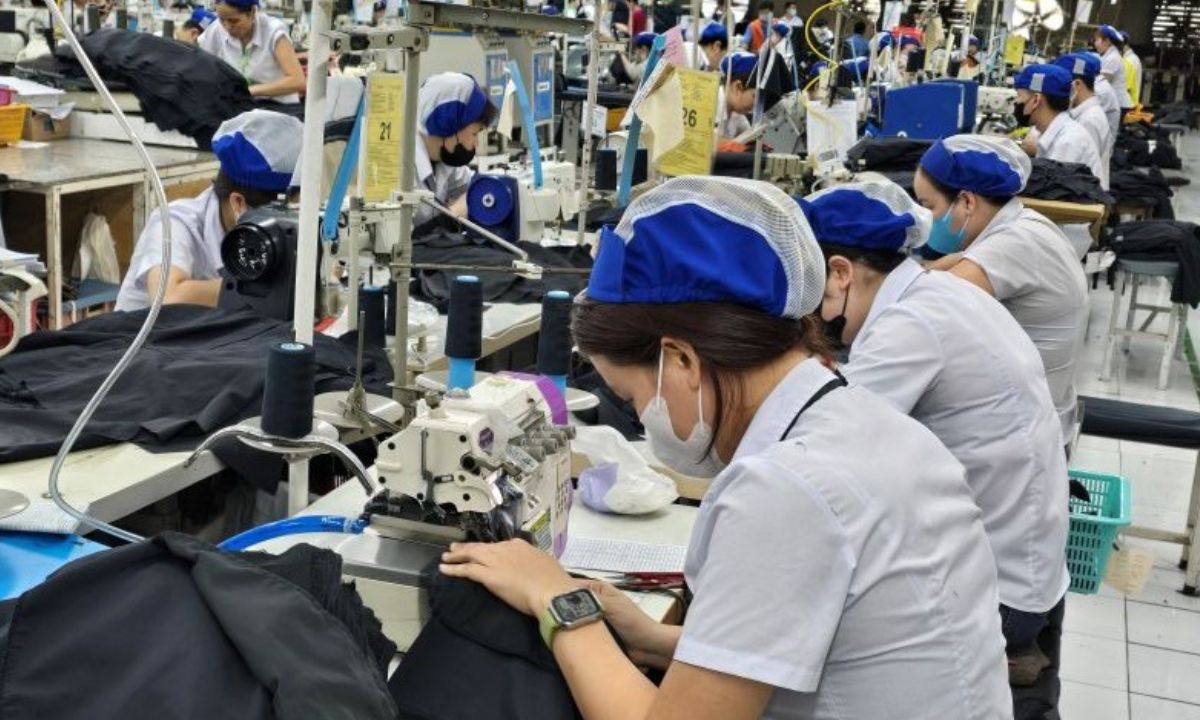 Sắp sửa quy định về báo cáo tình hình sử dụng lao động tại Nghị định 145/2020 Sắp sửa quy định về báo cáo tình hình sử dụng lao động tại Nghị định 145/2020