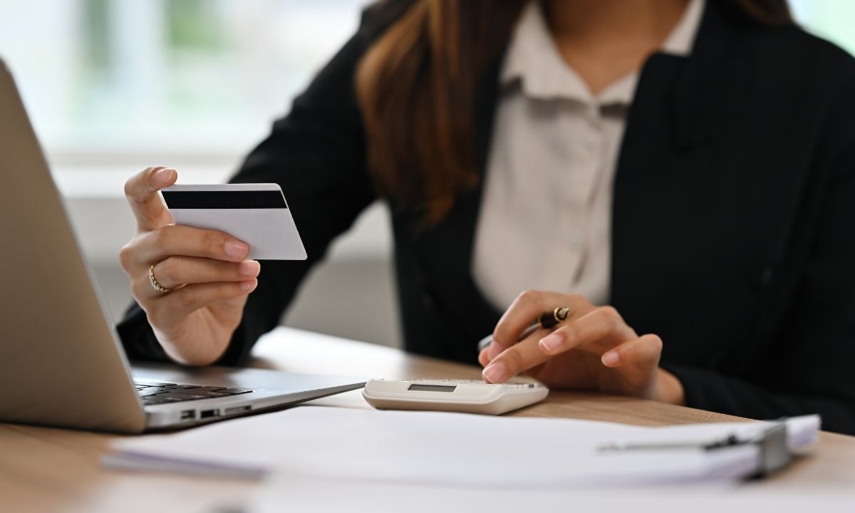 Doanh nghiệp cần xác minh thông tin trước khi chuyển tiền nợ bảo hiểm xã hội Doanh nghiệp cần xác minh thông tin trước khi chuyển tiền nợ bảo hiểm xã hội