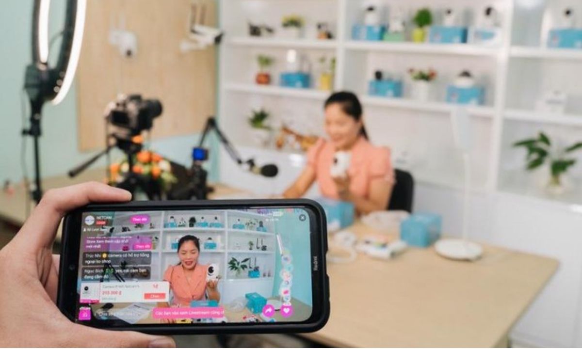 Từ 28/9/2026, người bán hàng, livestream trên sàn TMĐT phải xác thực tài khoản bằng tài khoản định danh điện tử Từ 28/9/2026, người bán hàng, livestream trên sàn TMĐT phải xác thực tài khoản bằng tài khoản định danh điện tử