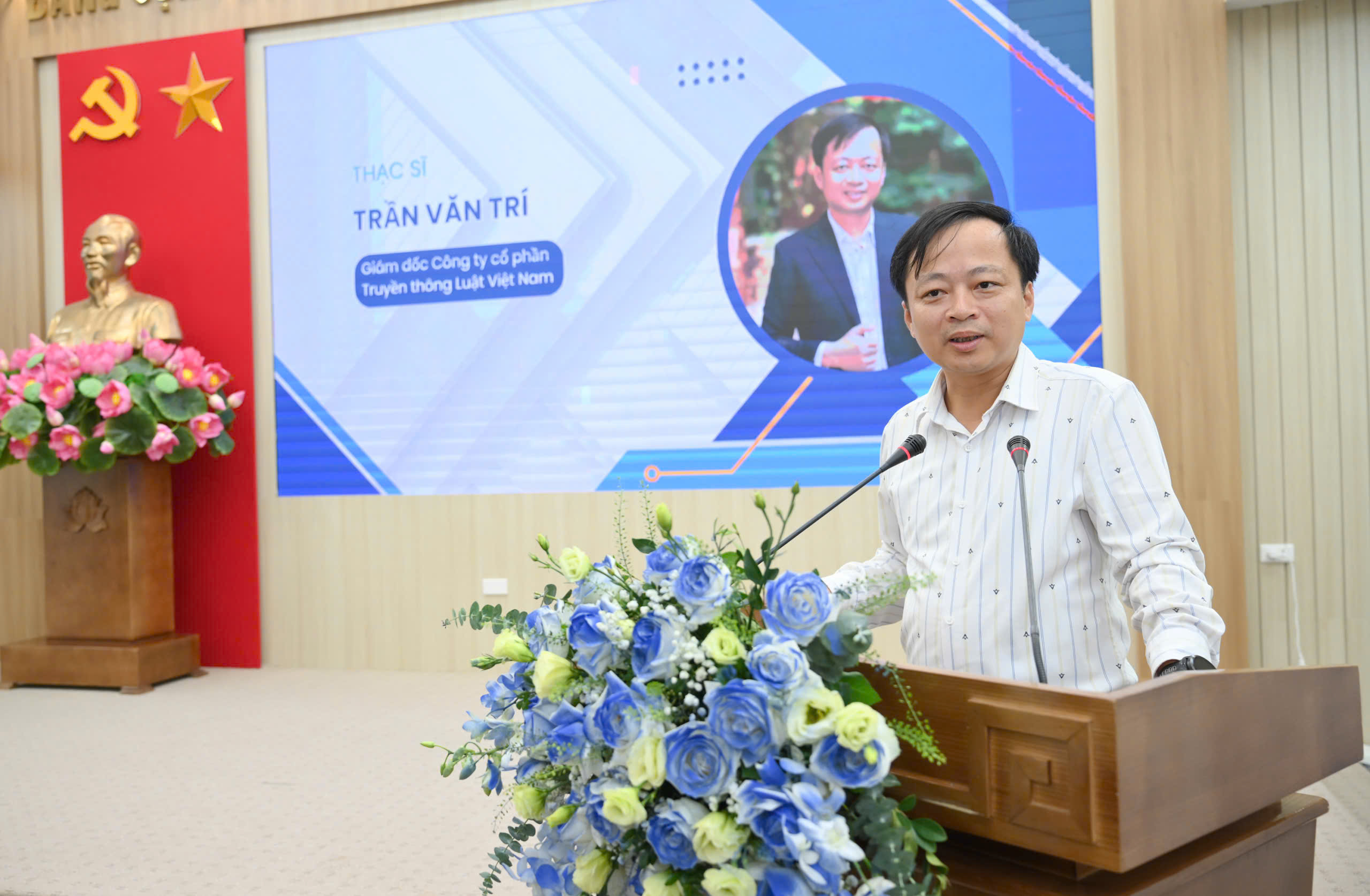 ong-Tran-Văn-Tri