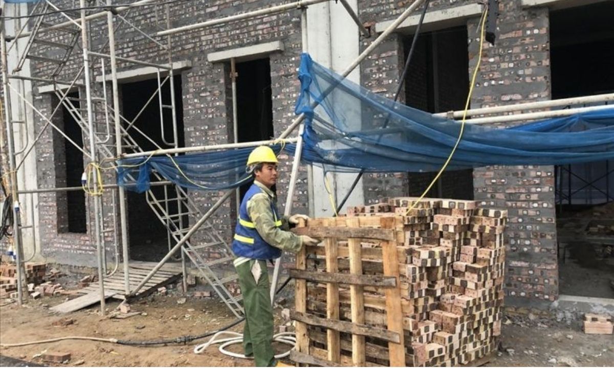 Từ 26/8/2026, chủ đầu tư xây dựng không che chắn công trình có thể bị phạt đến 25 triệu đồng Từ 26/8/2026, chủ đầu tư xây dựng không che chắn công trình có thể bị phạt đến 25 triệu đồng