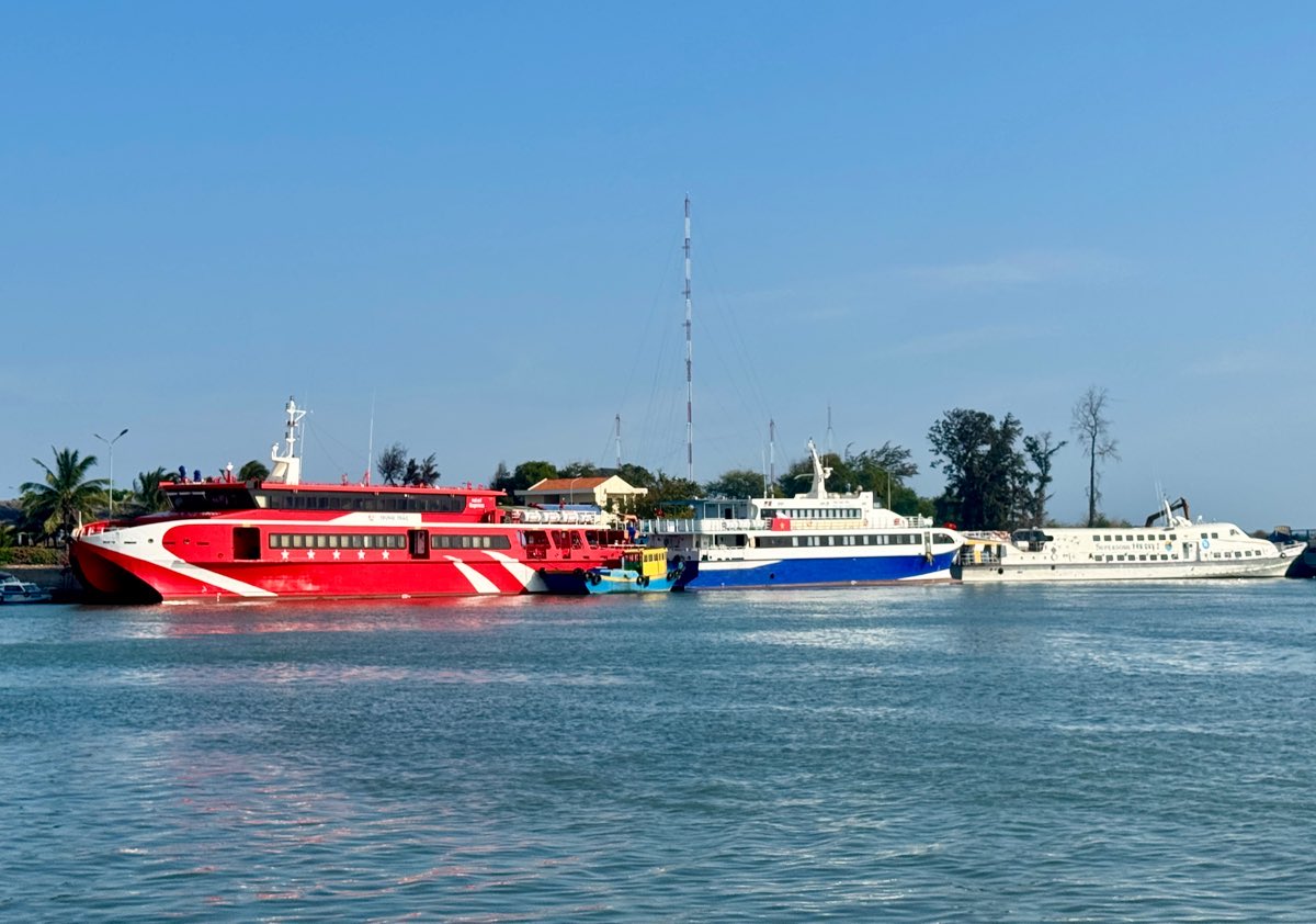 New rules on vessel entry, exit and transit procedures