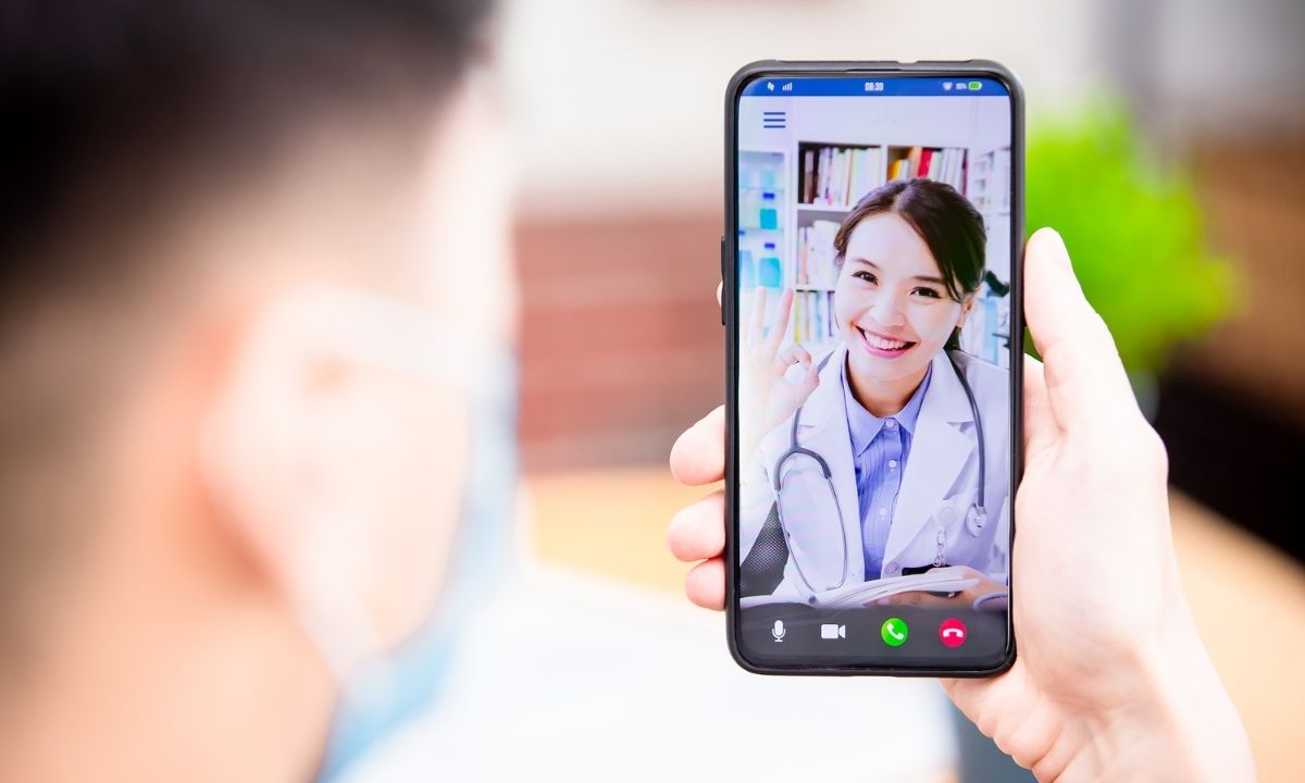 Bộ Y tế yêu cầu báo cáo kết quả thí điểm hướng dẫn khám, chữa bệnh từ xa trước 15/11/2026