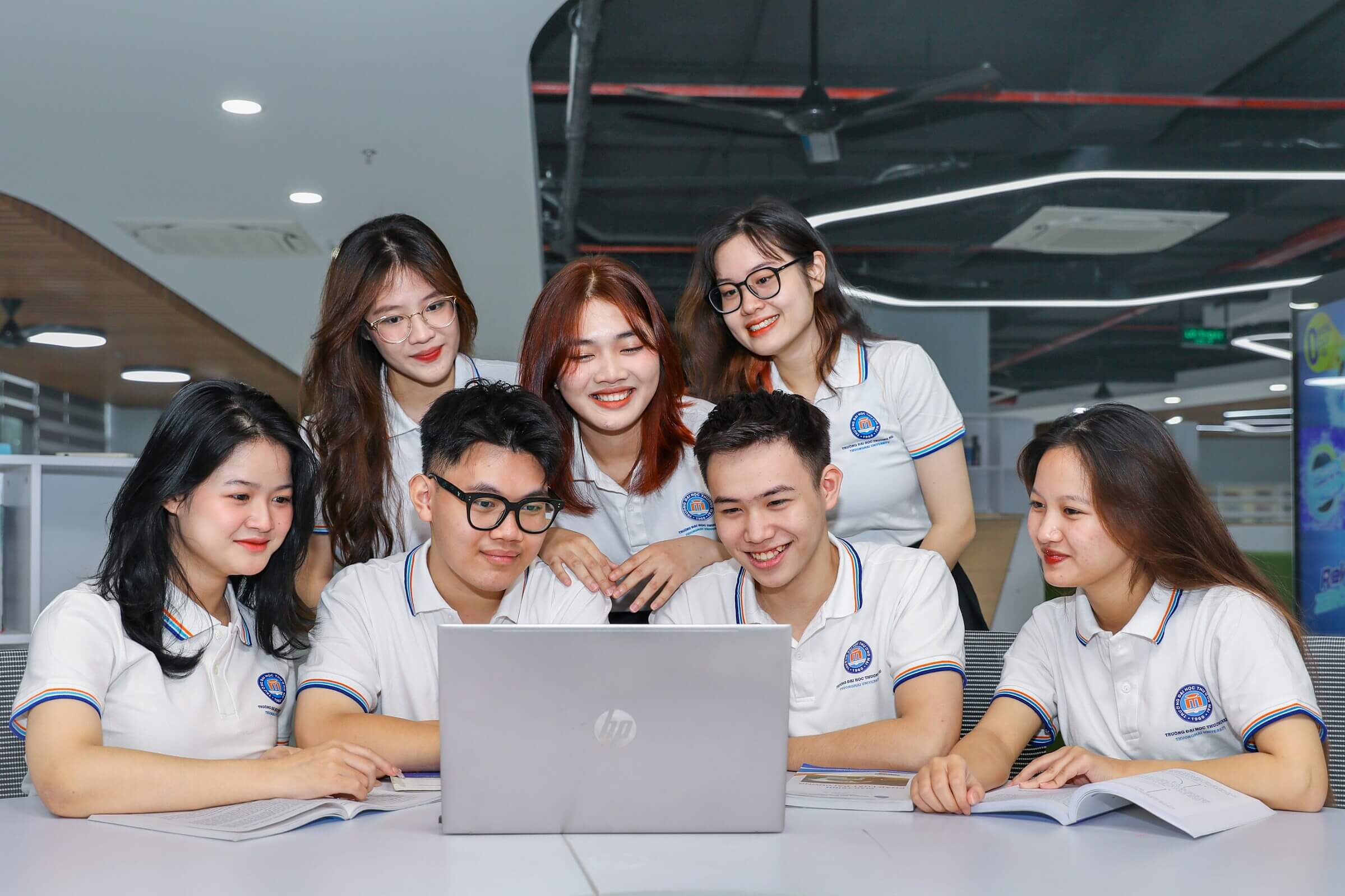 draft resolution proposes special mechanisms to attract, retain talent